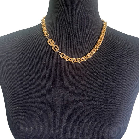 Givenchy Vintage 19” Gold Plated Thick Curb Link Choker Necklace GG Logo Clasp - Picture 6 of 10